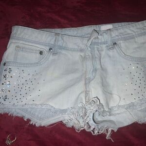 Women Jean Shorts with Embellishments NWOT Bling Out on hips designs